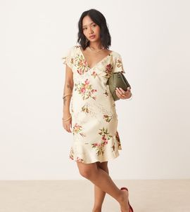 ASOS Petite ASOS DESIGN Petite flutter sleeve mini dress in floral print-Multi