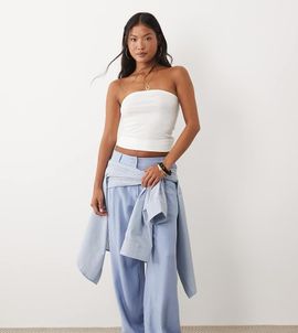 ASOS Petite ASOS DESIGN Petite linen blend wide leg pants with pleated detailing in blue-Green