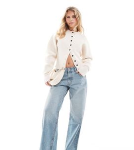 ASOS Petite ASOS DESIGN Petite low rise baggy jeans in lightwash-Blue