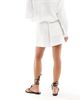 ASOS Petite ASOS DESIGN Petite pull on shorts with linen in white - 2