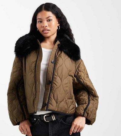 ASOS Petite ASOS DESIGN Petite quilted hybrid borg collarless jacket in khaki-Green