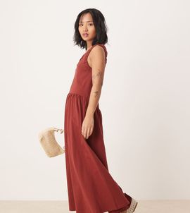 ASOS Petite ASOS DESIGN Petite ruched scoop smock midi dress in rust-Green