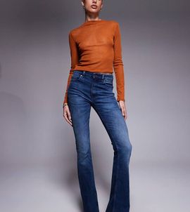 ASOS Tall ASOS DESIGN Tall bootcut jeans in dark mid wash-Blue