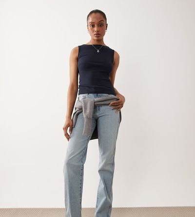 ASOS Tall ASOS DESIGN Tall comfort stretch straight leg jeans in lightwash-Blue