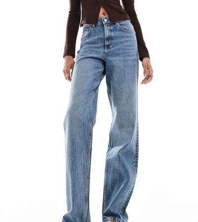 ASOS Tall ASOS DESIGN Tall comfort stretch straight leg jeans in mid blue