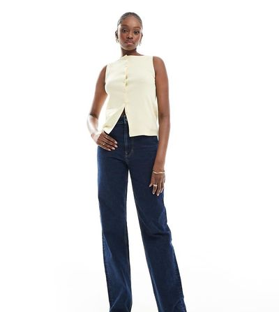 ASOS Tall ASOS DESIGN Tall comfort stretch straight leg jeans in rinse-Navy