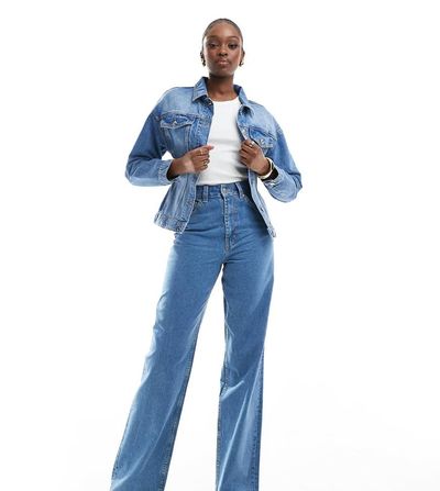 ASOS Tall ASOS DESIGN Tall wide leg dad jeans in clean blue
