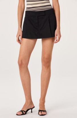 ASTR the Label ASTR the Label Michele Pleated Cotton Shorts