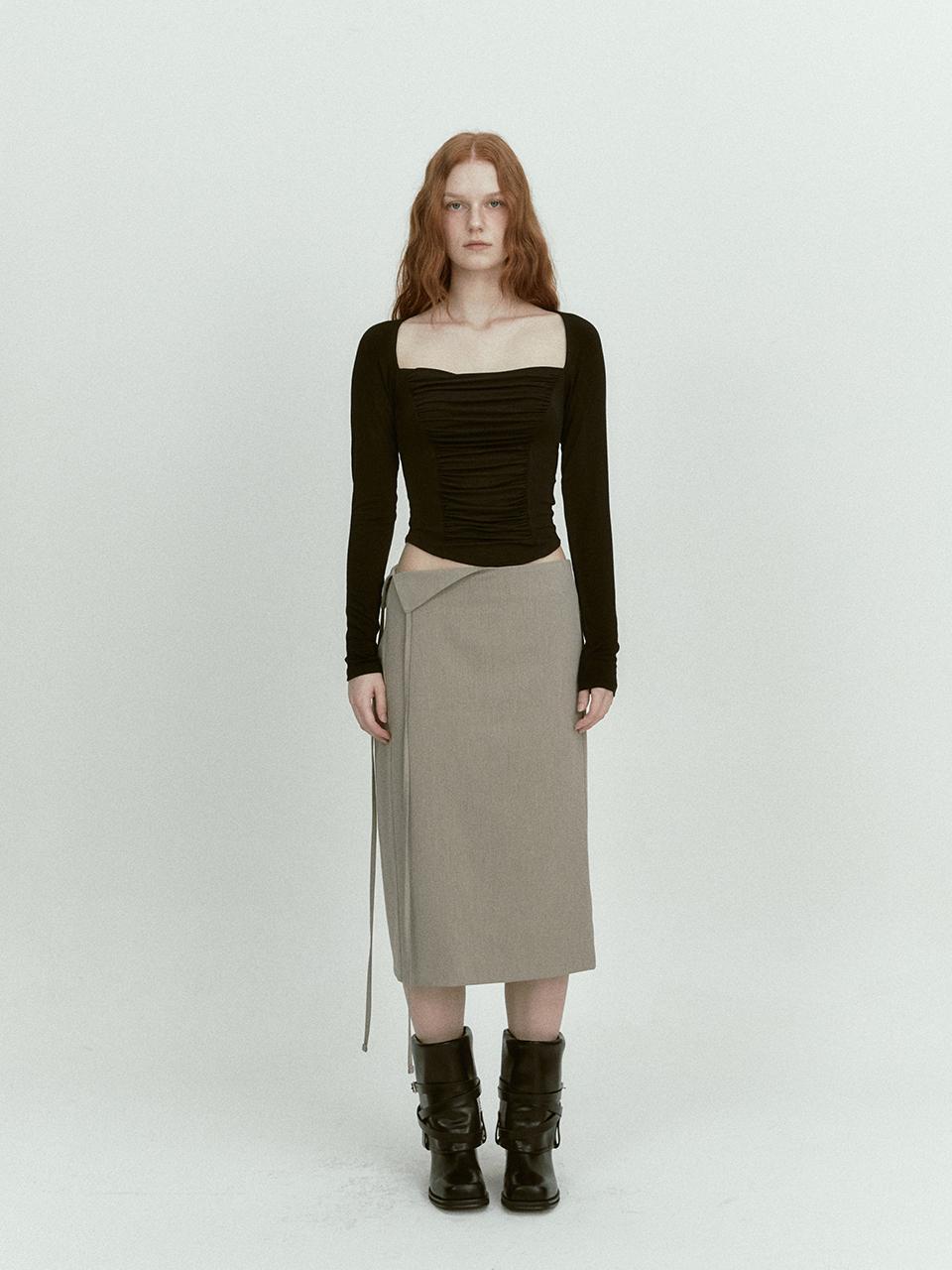 ASURA WIDE SQUARE SHIRRING T-SHIRT [BLACK]