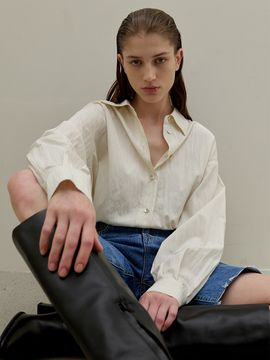 Atelier Nain Crinkle Side Open Boyfriend Shirt