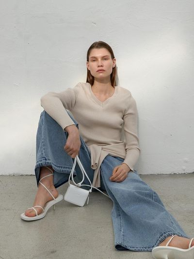Atelier Nain Essential Slim V-Neck Knit (T-6783)