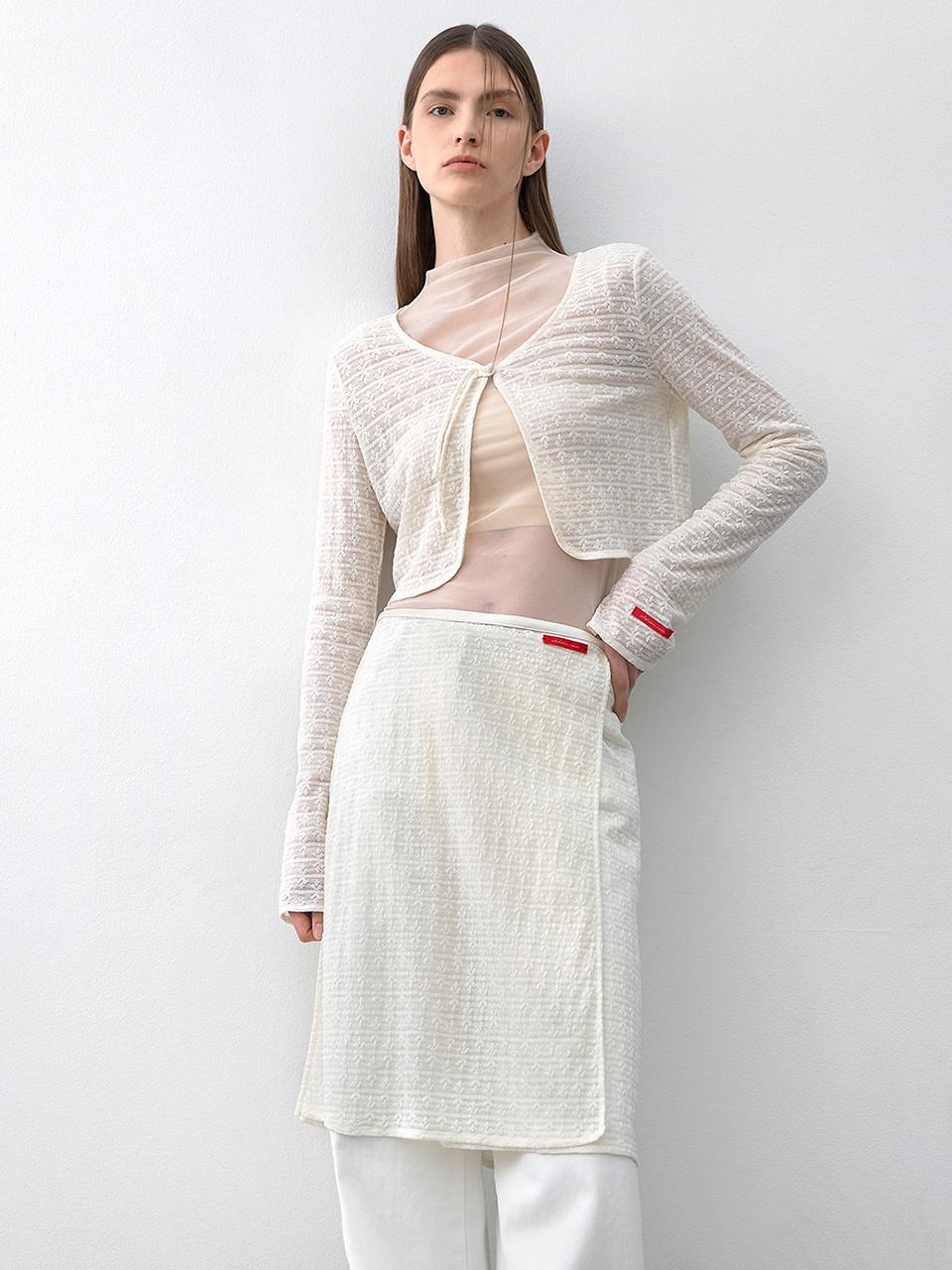 Atelier Nain Flower Lace Open Cropped Blouse (BL-4346)