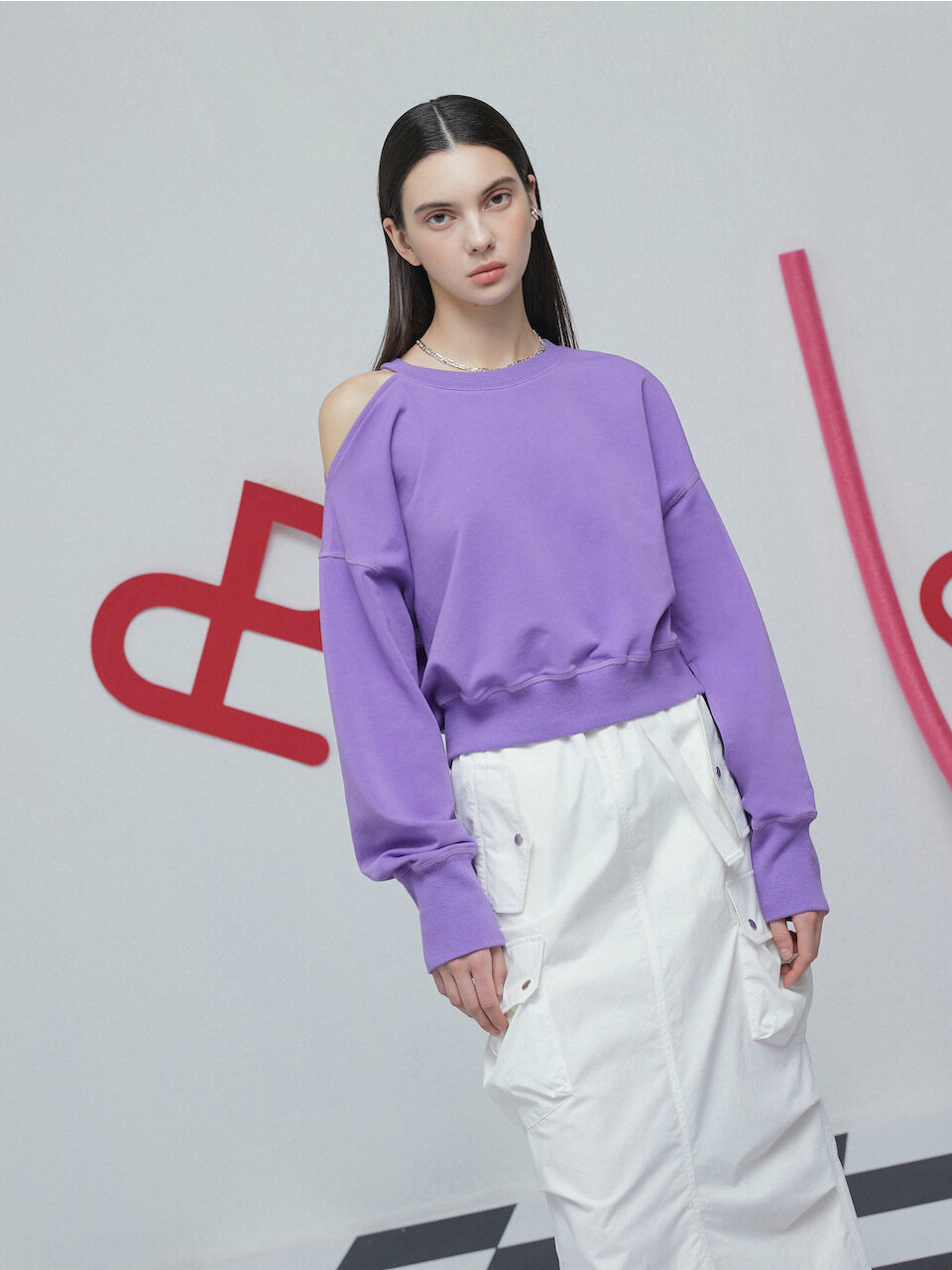 ATPLAY Cut Out Cropped Sweater