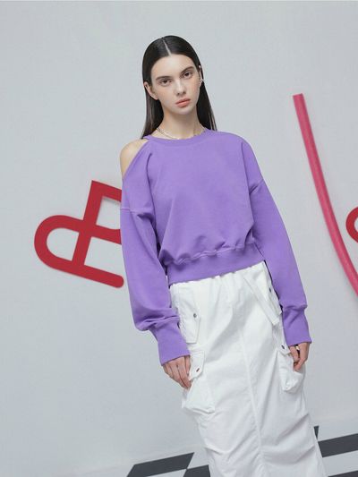 ATPLAY Cut Out Cropped Sweater