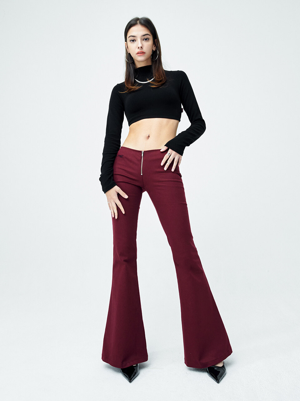 ATTENTIONROW FOR WOMEN Low-Rise Front Zipper Boots Cut Pants (Burgundy)