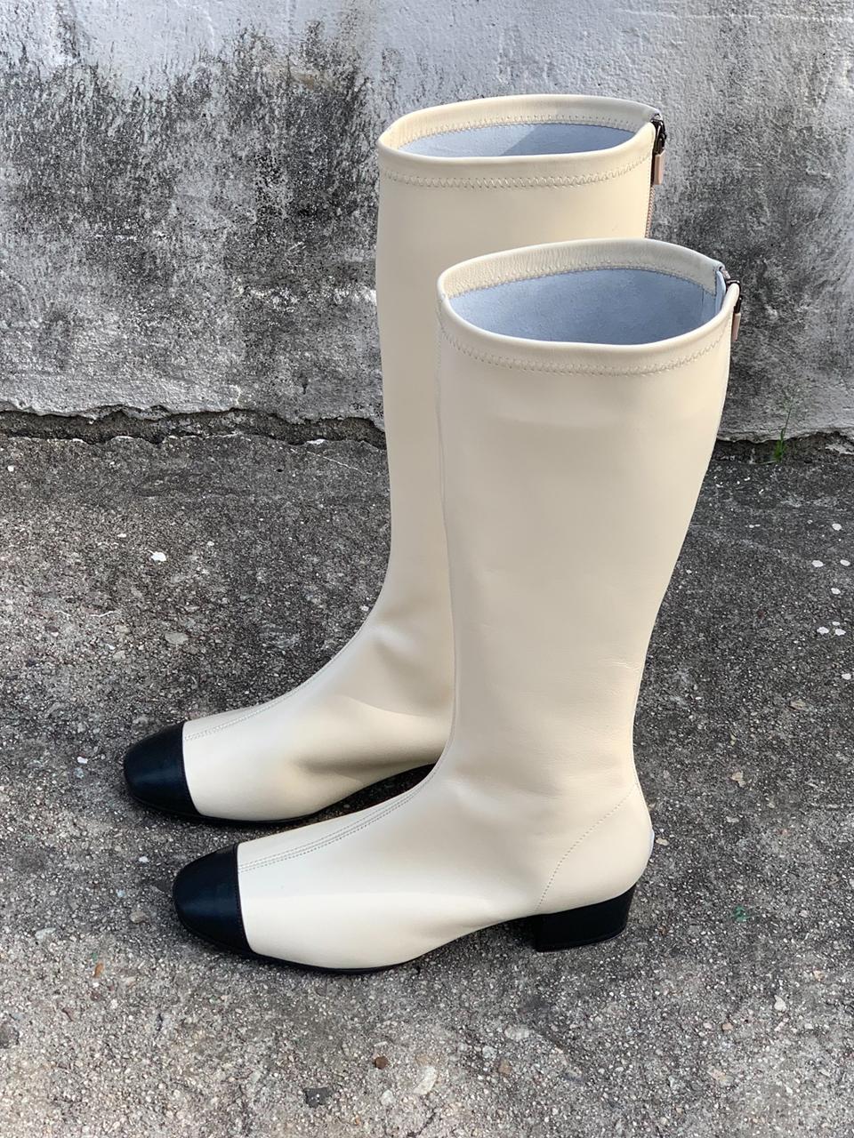 ATTITUDE;L OPTIMIST_black & vanilla Long Socks Boots