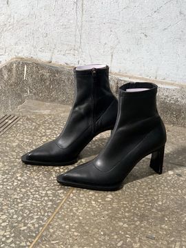 ATTITUDE;L Tuesday Socks Boots_Black
