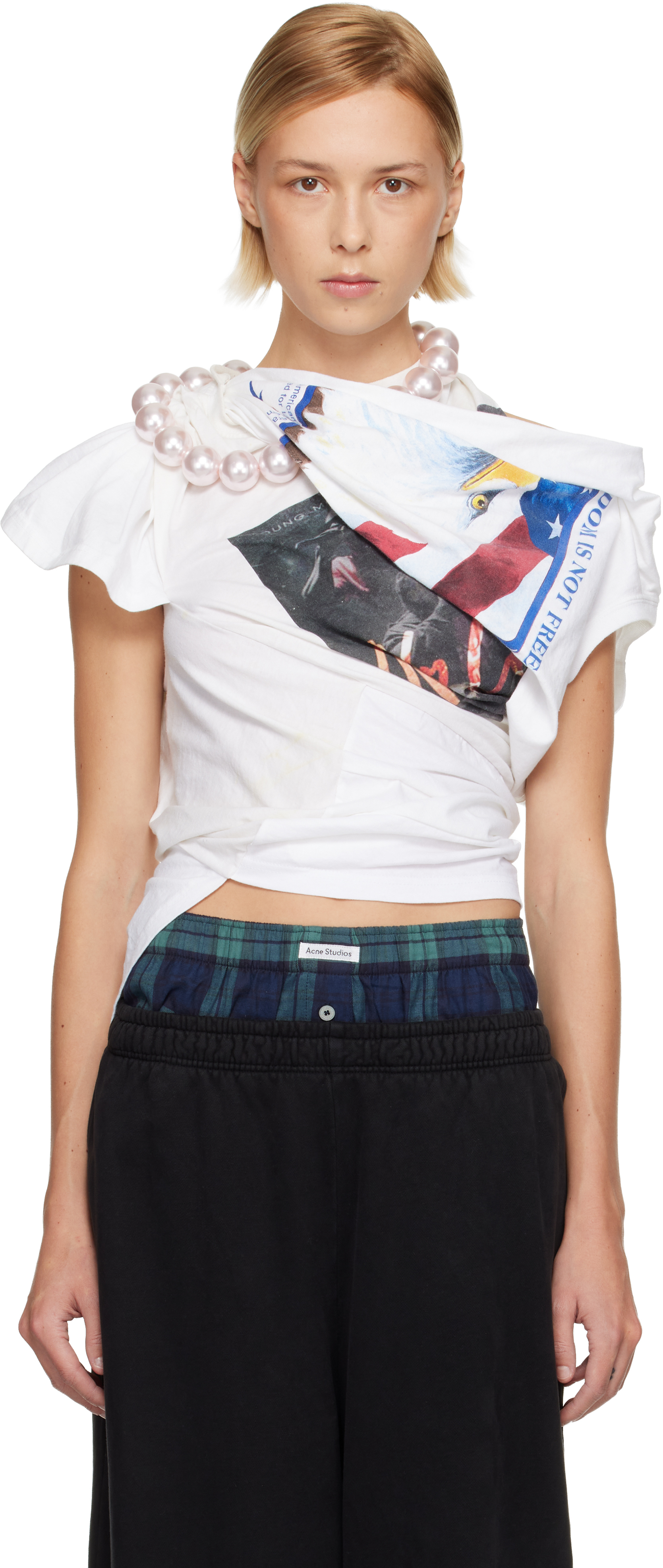 August Barron - White Twisted Necklace T-shirt