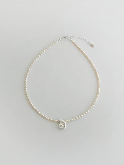 August Harmony 925 silver Ammonite PINK Pearl Necklace