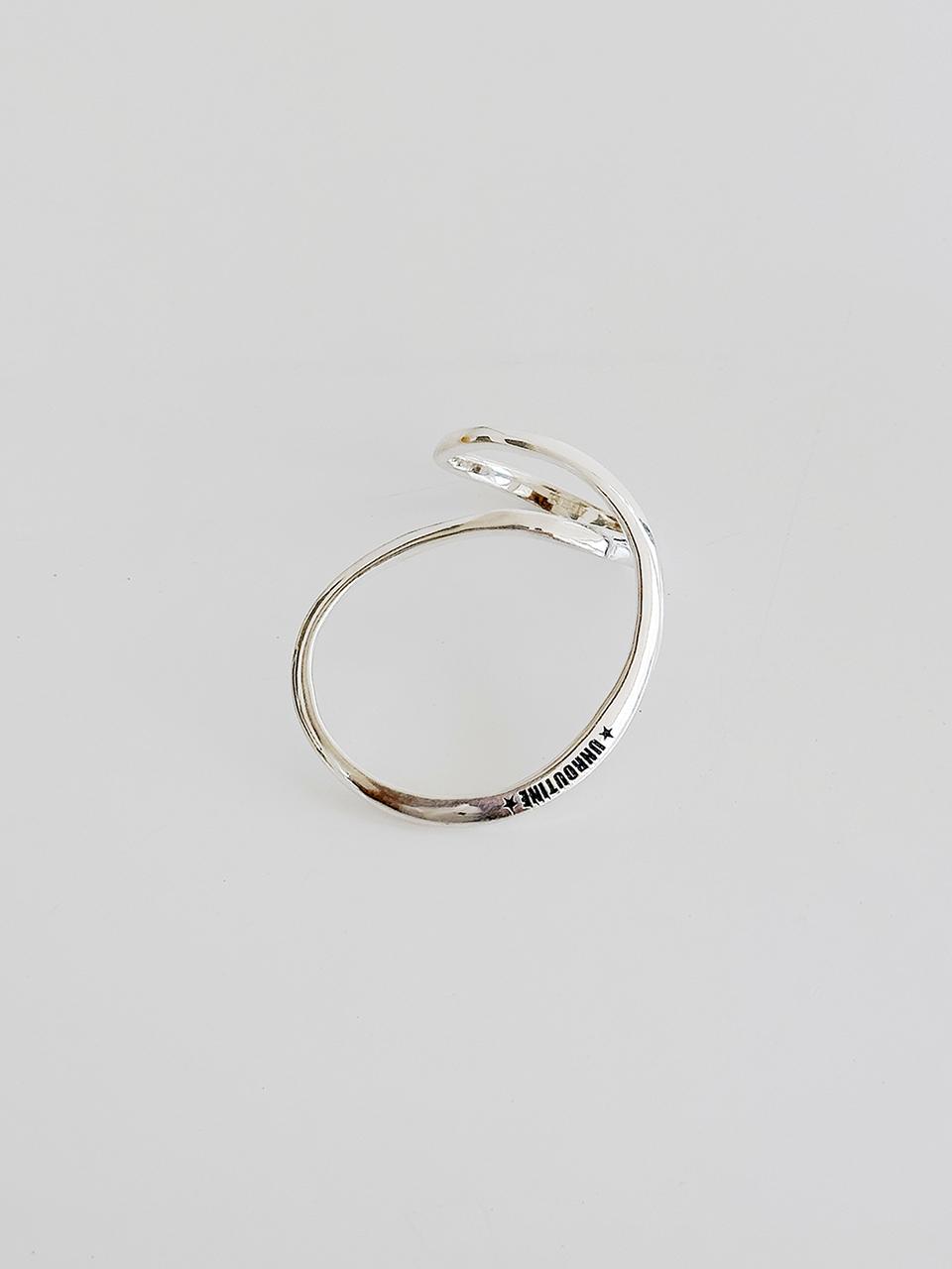 August Harmony 925silver Rhythm Wire Ring