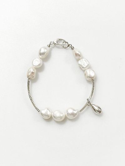 August Harmony 925silver Teardrop Pearl Bracelet
