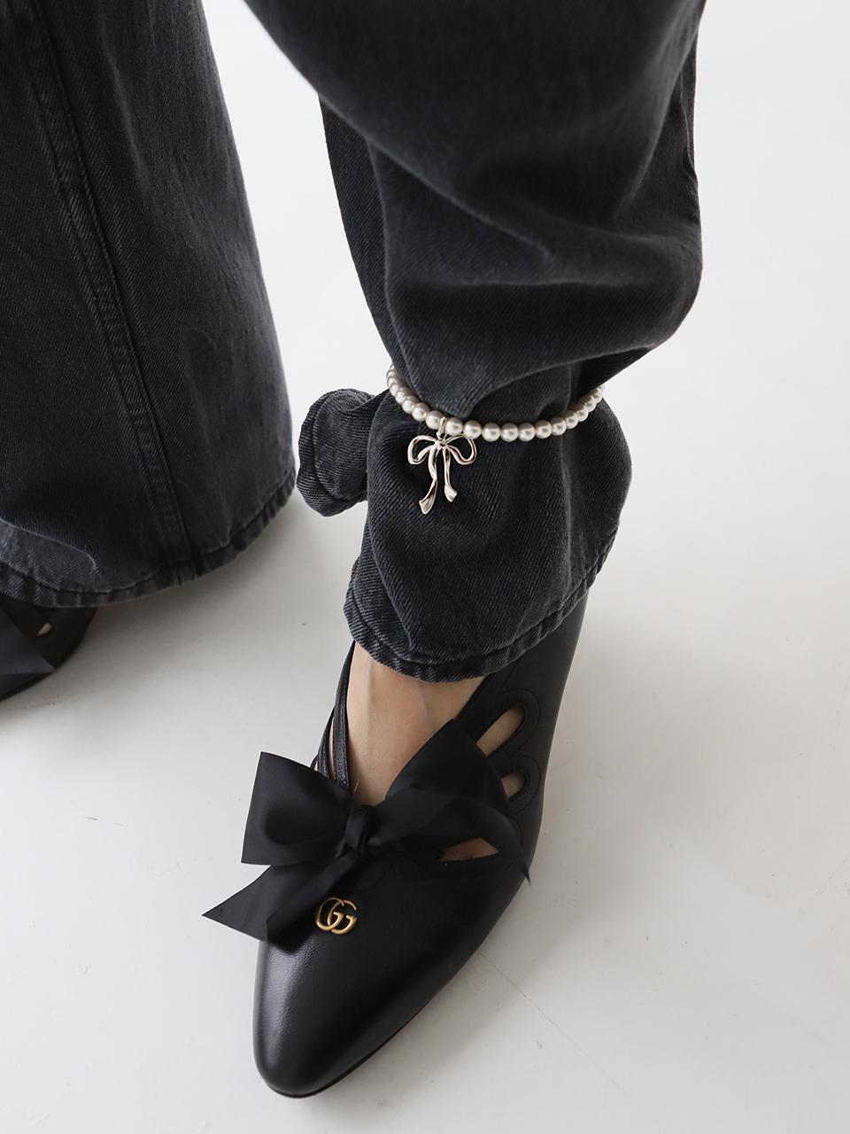 August Harmony Bow Pearl Anklet