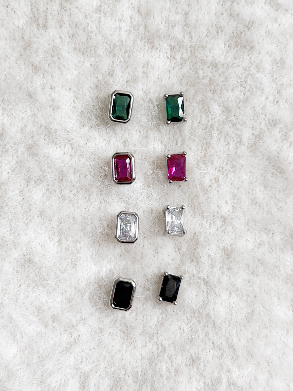 August Harmony Color Square Crystal Earrings [4 Colors]