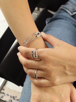 August Harmony Safety Pin bracelet_2color