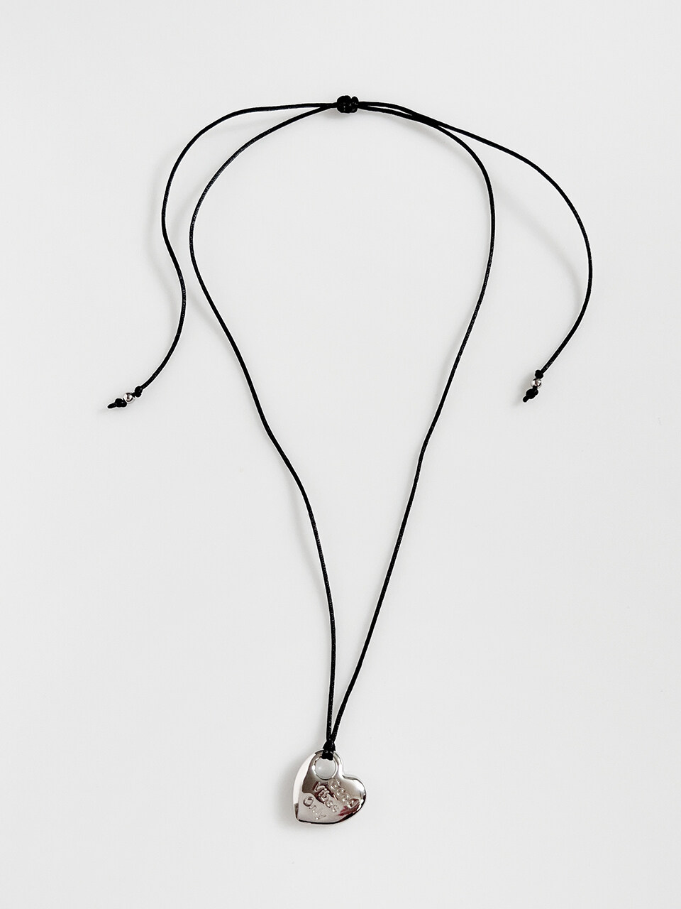 August Harmony String Heart Necklace (2Colors)