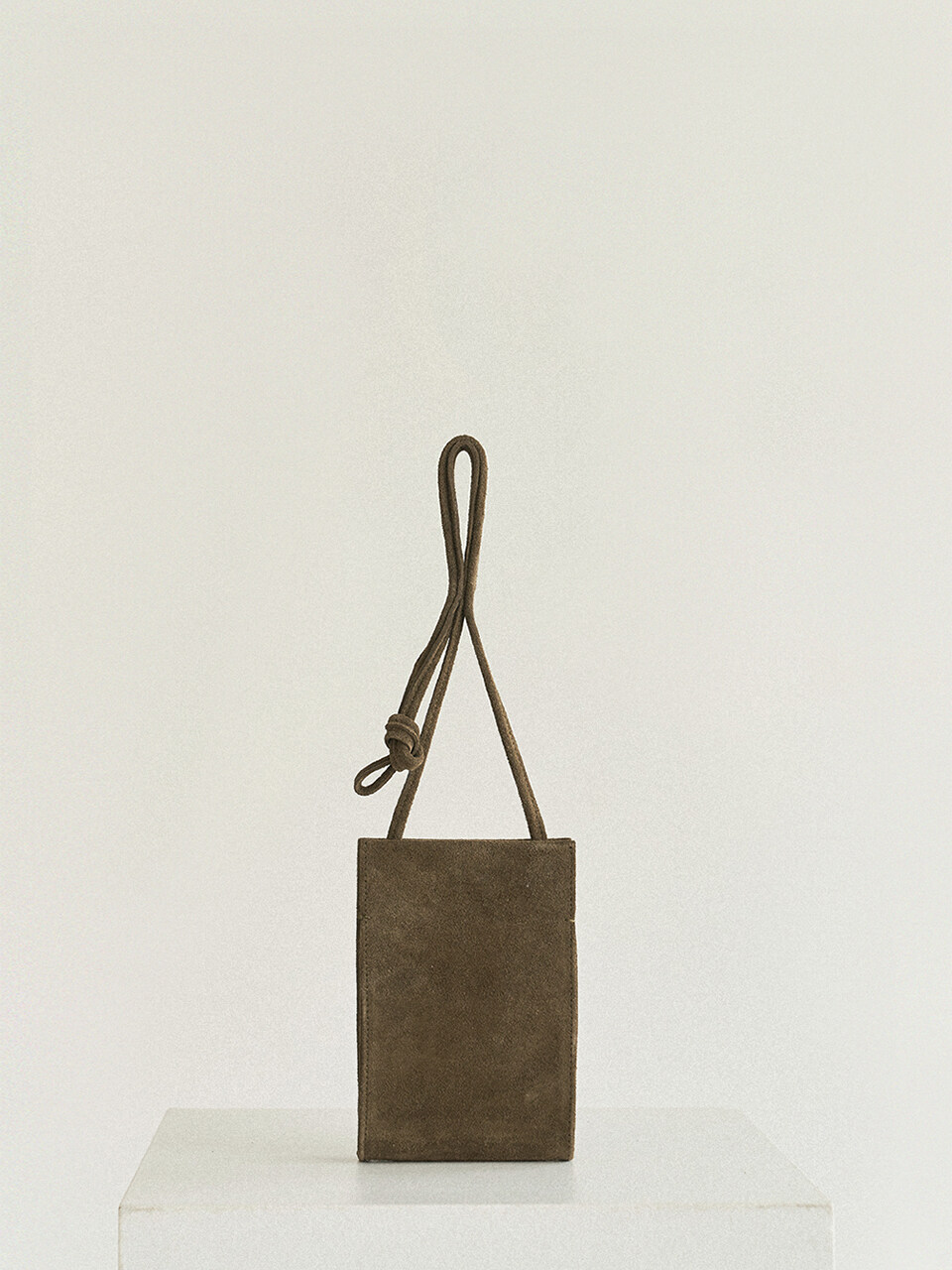 autt Egg bag_Suede Khaki