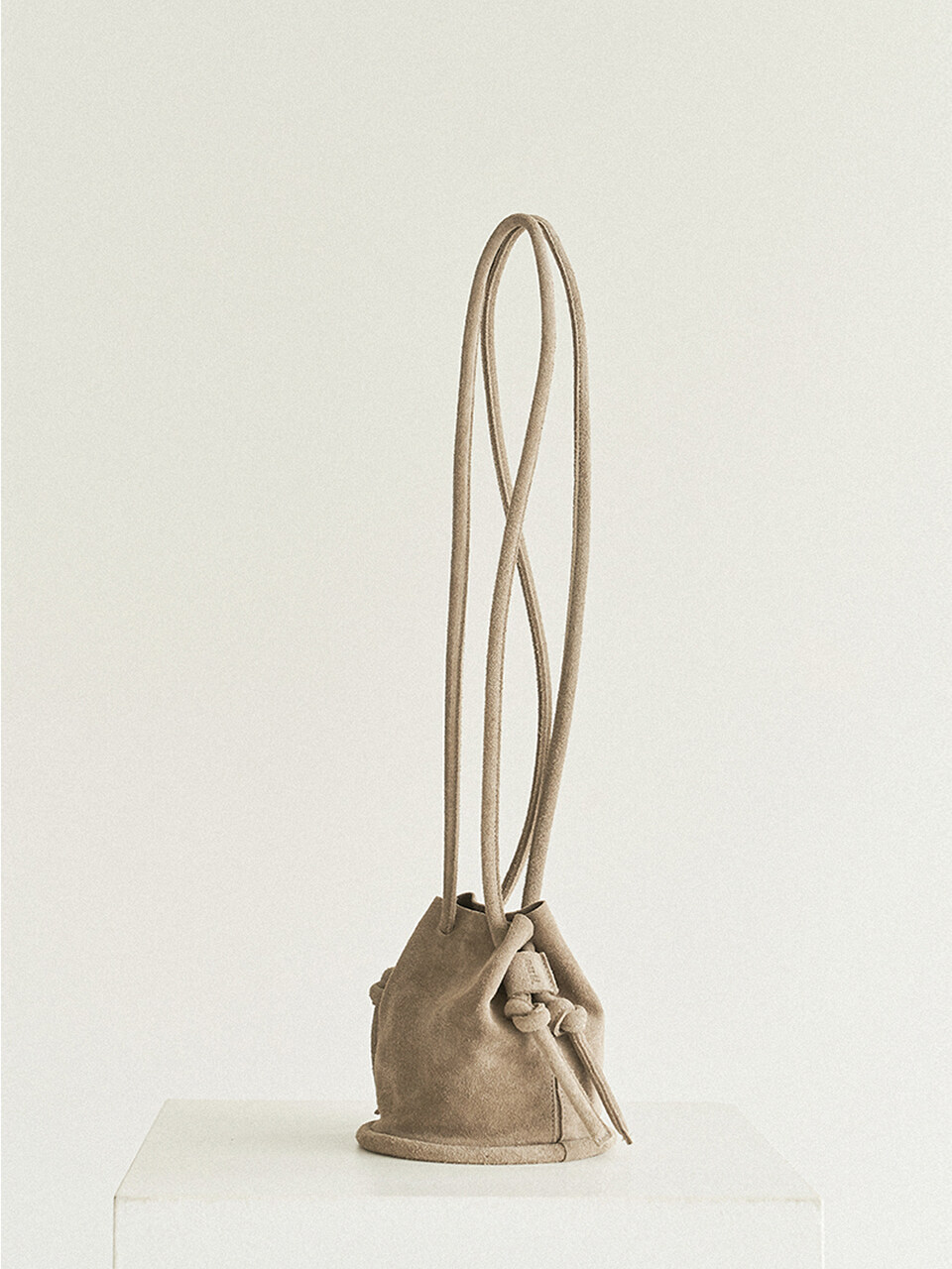 autt Mini Pipe bag _Suede Taupe