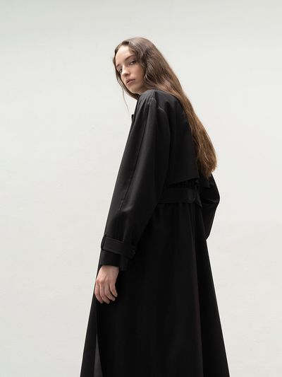 AVA MOLLI Back Shirred Trench Coat_Black