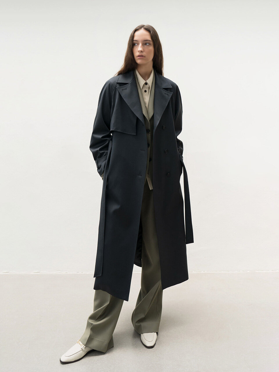 AVA MOLLI Back Shirred Trench Coat_Dark Green