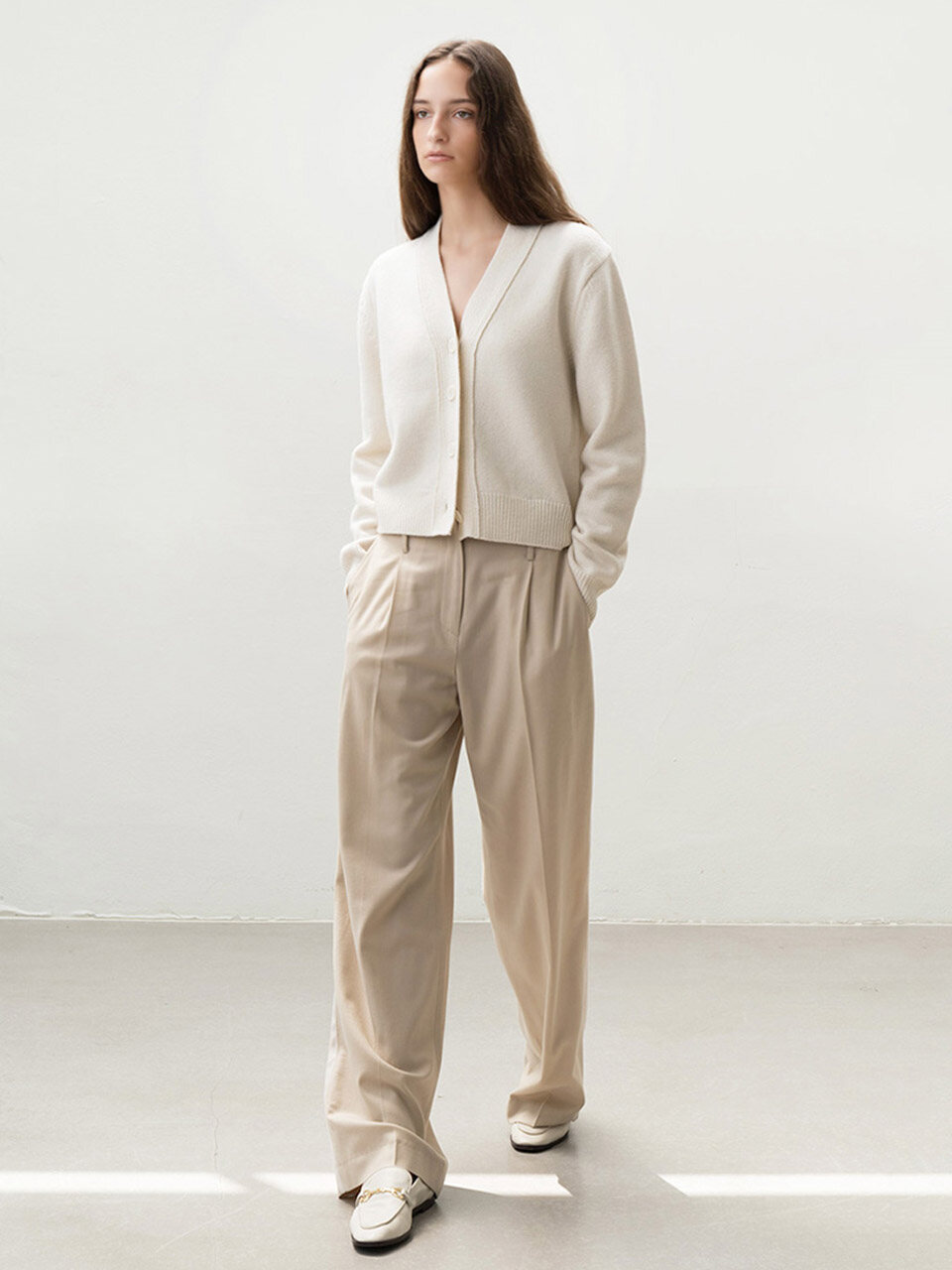AVA MOLLI Blue Tasmania Taping PT (Beige)