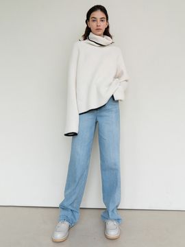 AVA MOLLI Line Turtleneck Knit