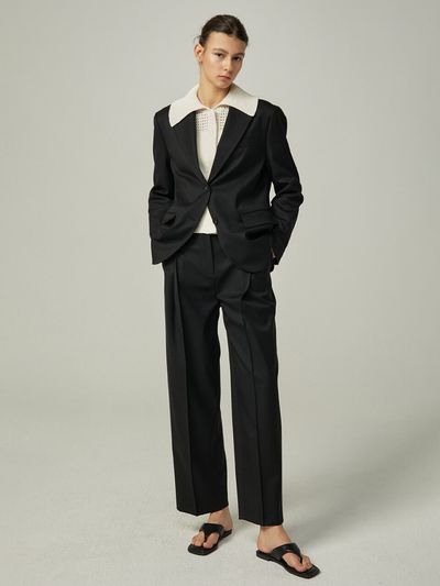 AVA MOLLI One Tuck Strap Wool Pant_Black
