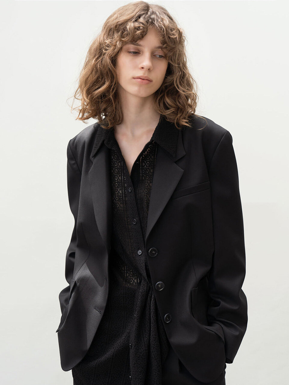 AVA MOLLI Outpocket Single Jacket (Black)