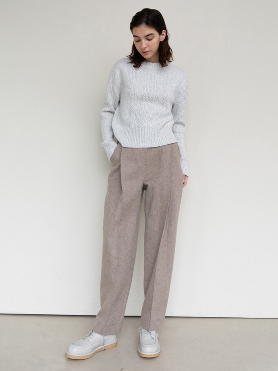AVA MOLLI Pintuck Strap Wool Pant