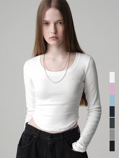 AVANDRESS Cropped Fitted Long Sleeve T-shirt