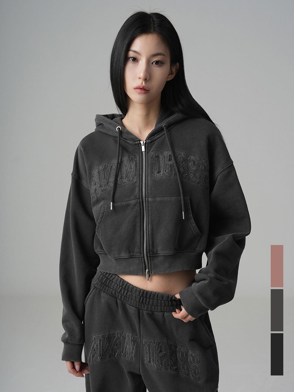 AVANDRESS Pigment Dyed 3D Applique Cropped Loose Fit Hoodie [Black/Pink/Dark Grey]