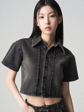 AVANDRESS Pintuck Cropped High-Density Denim Shirt [Beige]