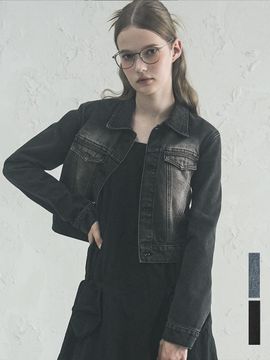 AVANDRESS Sand Washing Denim Crop Jacket [Blue, Black]