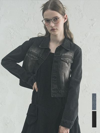AVANDRESS Sand Washing Denim Crop Jacket [Blue, Black]