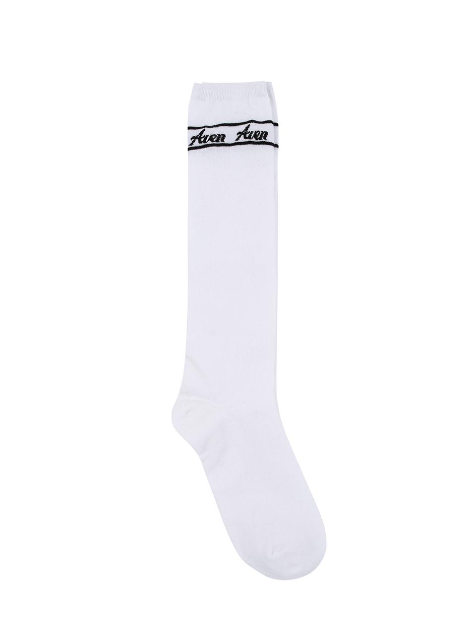 Aven Basic Knee Socks [White]