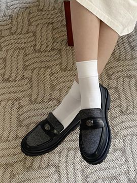 AVISPA Tucker Classic Penny Loafer