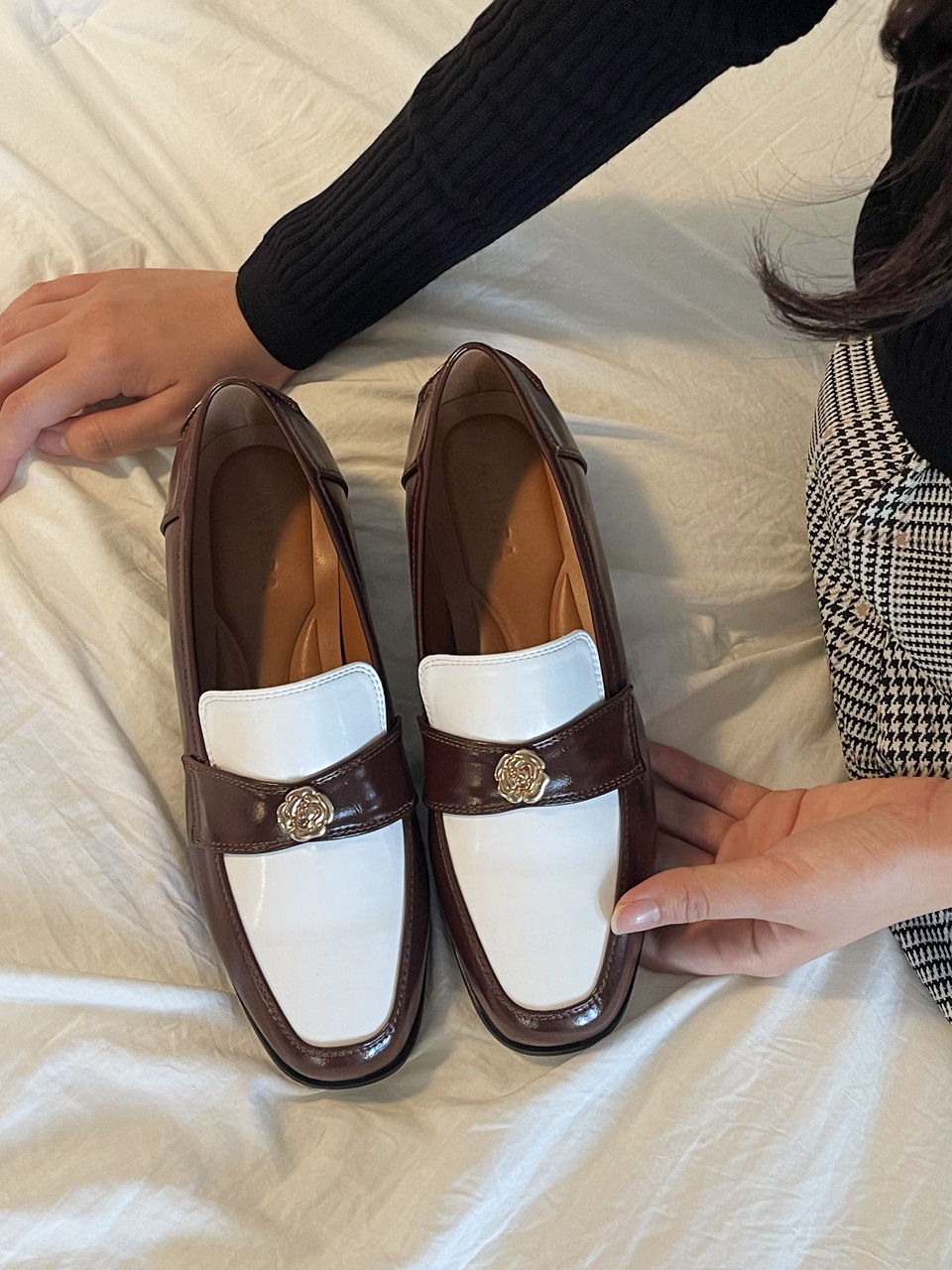 AVISPA Zosia Square Toe Loafer
