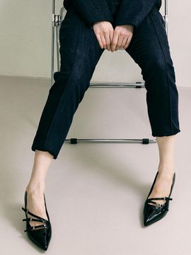AWESOME DEW Glossy Linea Pumps
