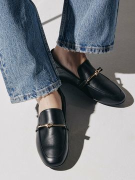AWESOME DEW Knot Loafer