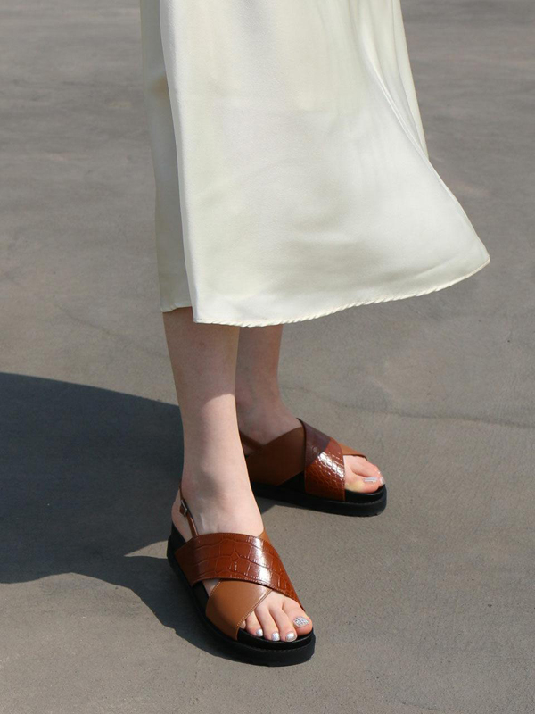 AWESOME DEW Sandals_ADS171