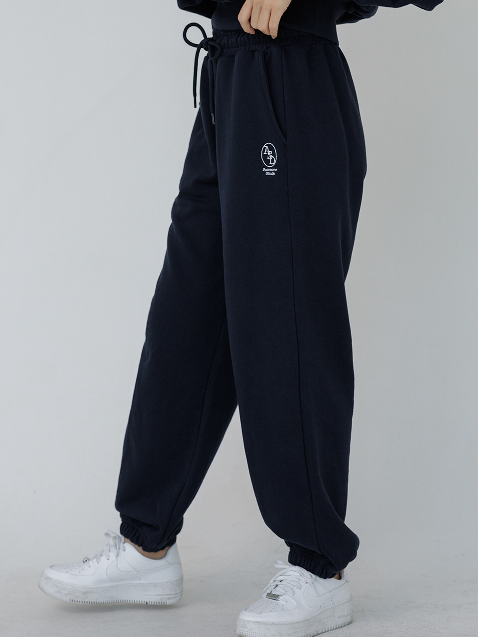 Awesomestudio Womens Signature Embroidery Jogger Sweatpants_Vint